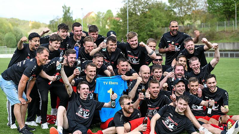 Mit dem 2:1-Heimsieg gegen die SG M&ouml;nchr&ouml;den II kr&ouml;nten sich die Fu&szlig;baller des TV Ebern vorzeitig zum Meister der Kreisliga Coburg/Lichtenfels und machten dadurch die R&uuml;ckkehr in die Bezirksliga Oberfranken West perfekt.