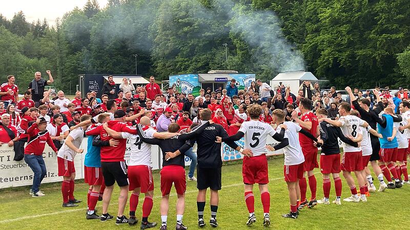 Relegation Bayernliga Landesliga: Modus und Termine Große Kulissen wie hier beim Relegationsspiel zwischen Meeder und Mitwitz garantiert die Fußball-Relegation ab der kommenden Woche wieder. Auf Verbandsebene gibt es bereits die ersten Termine.