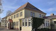 Das alte Schulgebäude in Garitz wurde von 1909 gebaut. Das alte Schulgebäude in Garitz wurde von 1909 gebaut.