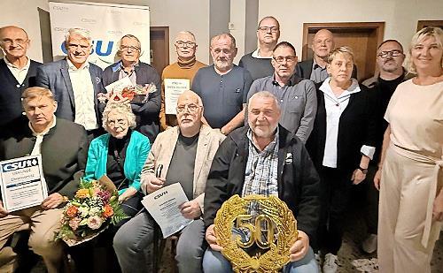 Der Ehrungsreigen zum 50. Jubiläum.