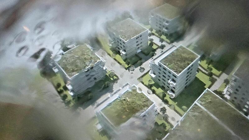 Alptraum statt Wohnraum: Ein letztes Mal wollte der österreichische Investor um „sein“ Wohnungsprojekt Philosophenviertel kämpfen. Doch die Stadt macht die Türen zu.Forchheim & Fränkische Schweiz Alptraum statt Wohnraum: Ein letztes Mal wollte der österreichische Investor um „sein“ Wohnungsprojekt Philosophenviertel kämpfen. Doch die Stadt macht die Türen zu.Forchheim & Fränkische Schweiz