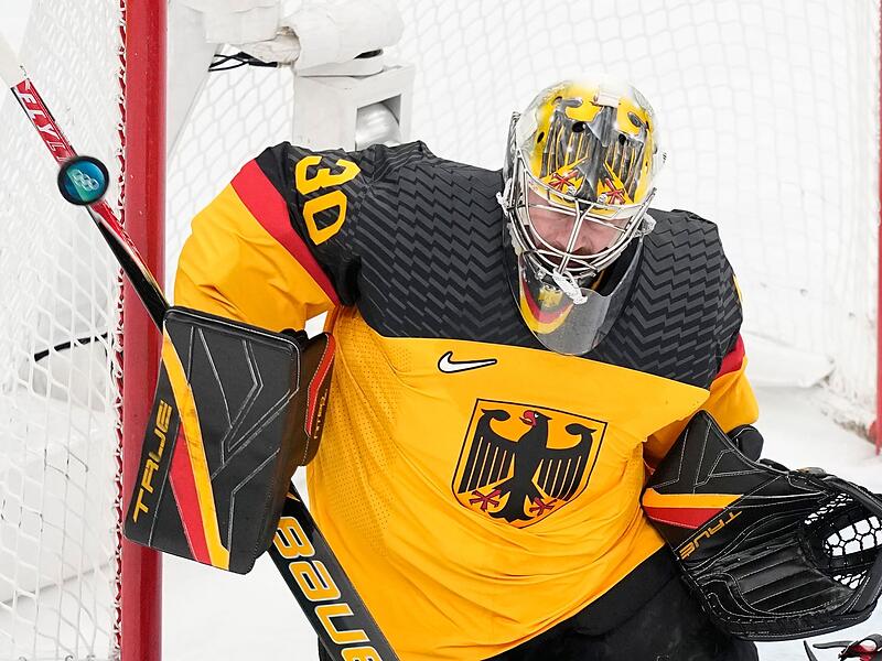 Torh&uuml;ter Philipp Grubauer