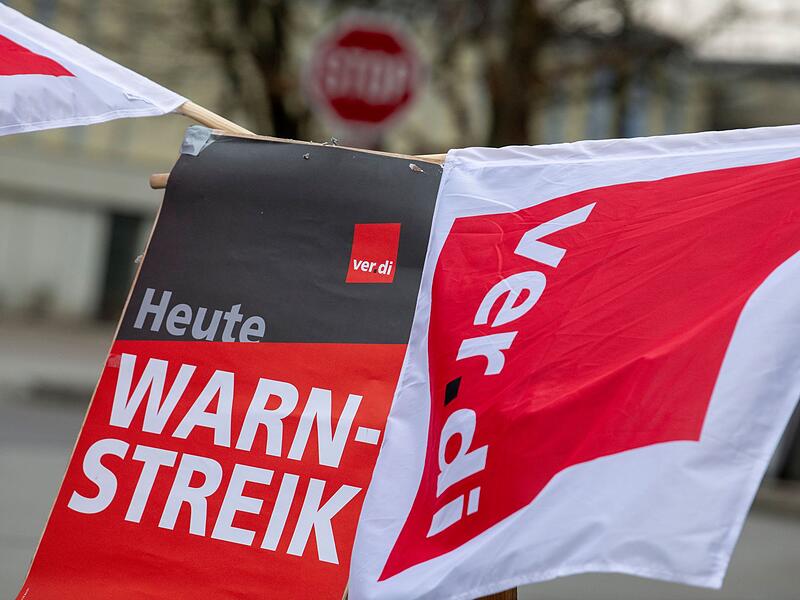 Ganztägige Warnstreiks im ÖPNV Ganztägige Warnstreiks im ÖPNV