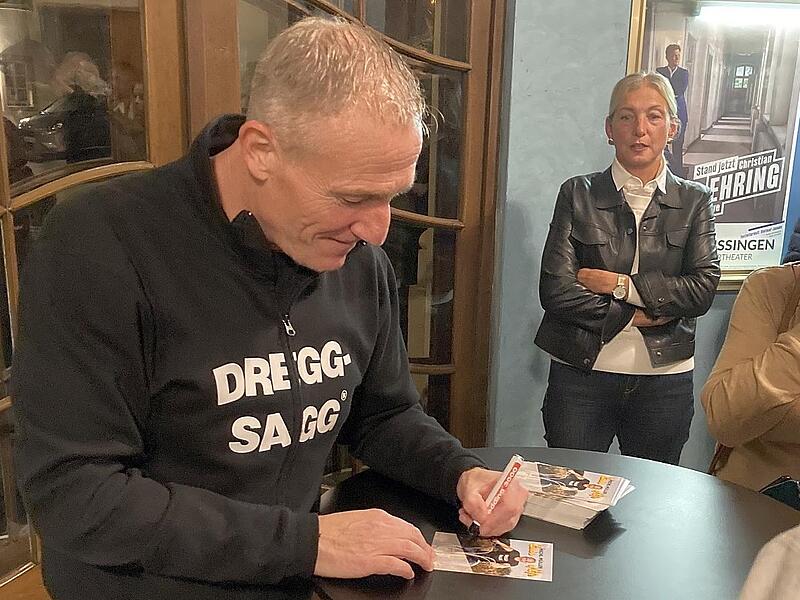 Autogrammstunde gab es inklusive Autogrammstunde gab es inklusive