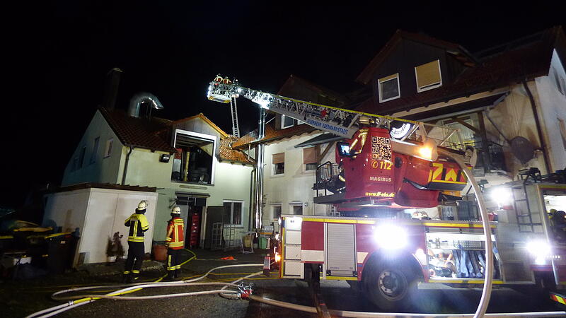 Dachstuhlbrand Metzgerei und Hofladen Steinlein ZochenreuthForchheim & Fr&auml;nkische Schweiz