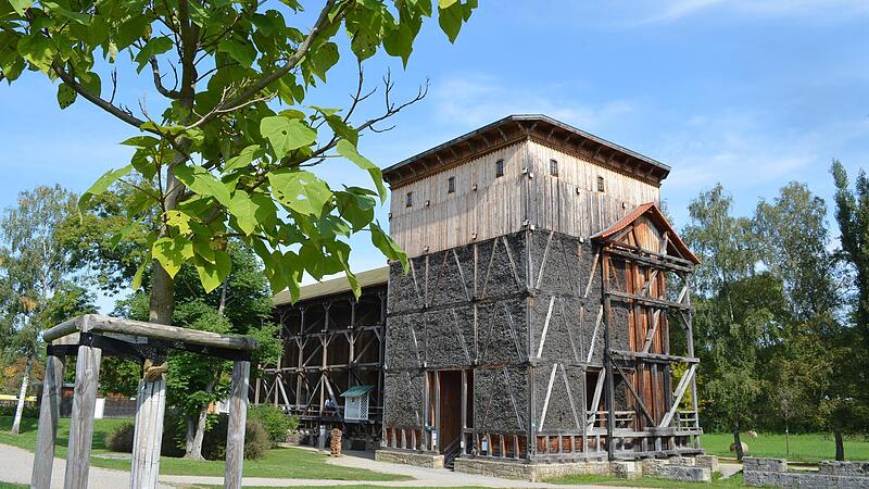 Der Gradierbau Bad Kissingen wird teilweise abgerissen und bis zum Sommer 2026 neu aufgebaut.