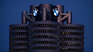 BMW Konzernzentrale mit BMW Logo
