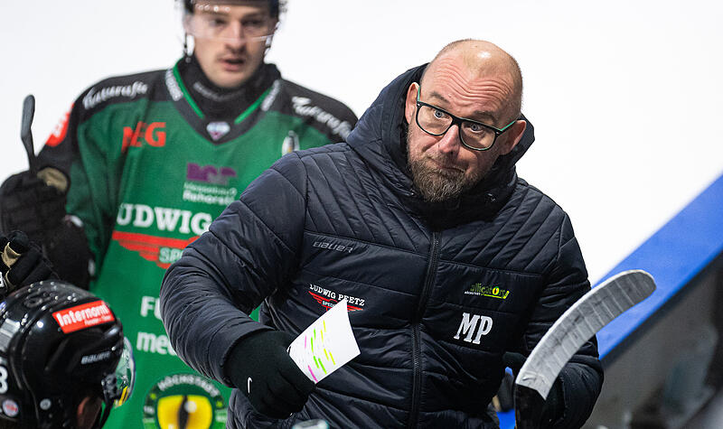 Morgan Persson: Trainer des Höchstadter EC mit Zweitjob Im Winter trainiert er die Höchstadt Alligators, doch im Sommer hat Morgan Persson ganz andere Aufgaben: Er öffnet und schließt Gewahrsamszellen.