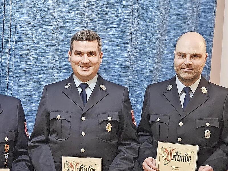 Das Foto zeigt (von links): B&uuml;rgermeister Jan Marberg, Franz Weber, Michael Weber, Sebastian Brand und Andreas Heil.