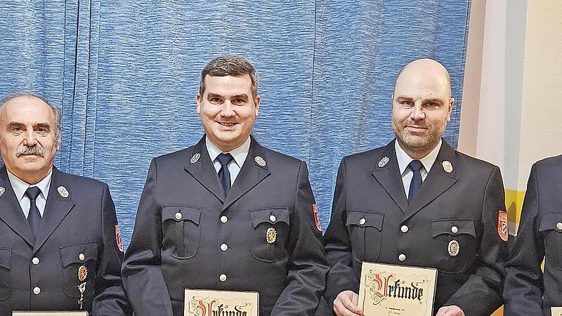 Das Foto zeigt (von links): Bürgermeister Jan Marberg, Franz Weber, Michael Weber, Sebastian Brand und Andreas Heil.