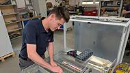Simon Fiedler, Azubi bei Richter Steuerungstechnik Simon Fiedler, Azubi bei Richter Steuerungstechnik