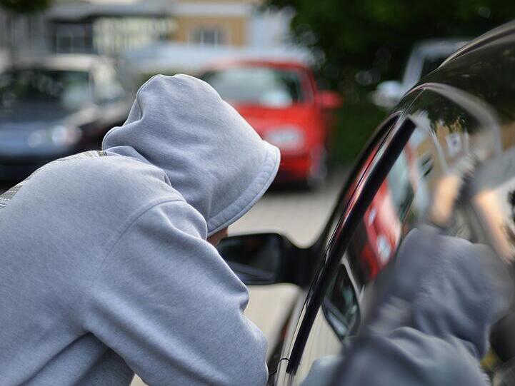 Diebstahlserie aus Autos in Coburg aufgeklärt Diebstahlserie aus Autos in Coburg aufgeklärt