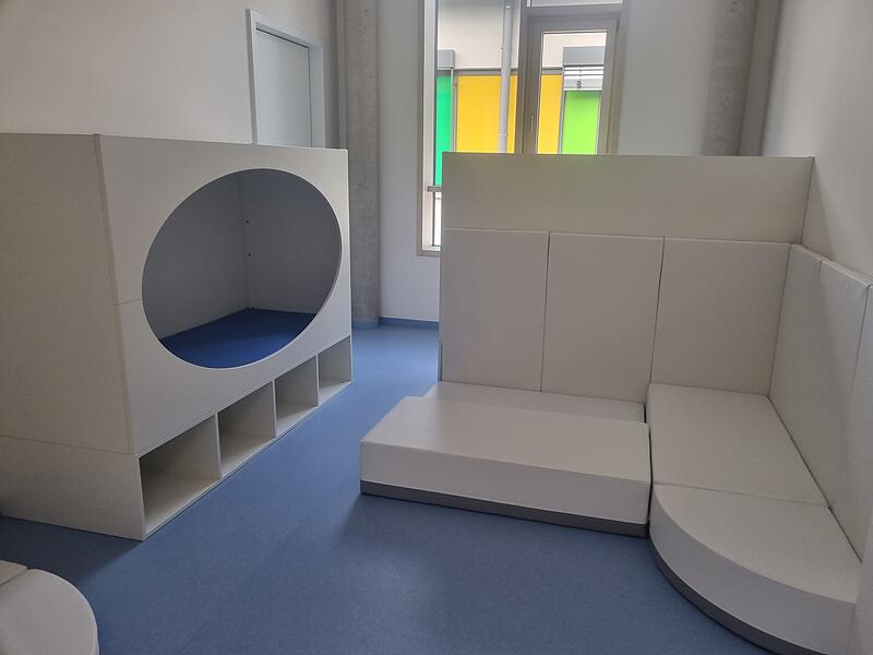 Erweiterungsbau der Grundschule Reuth in Forchheim wurde offiziell eingeweiht.