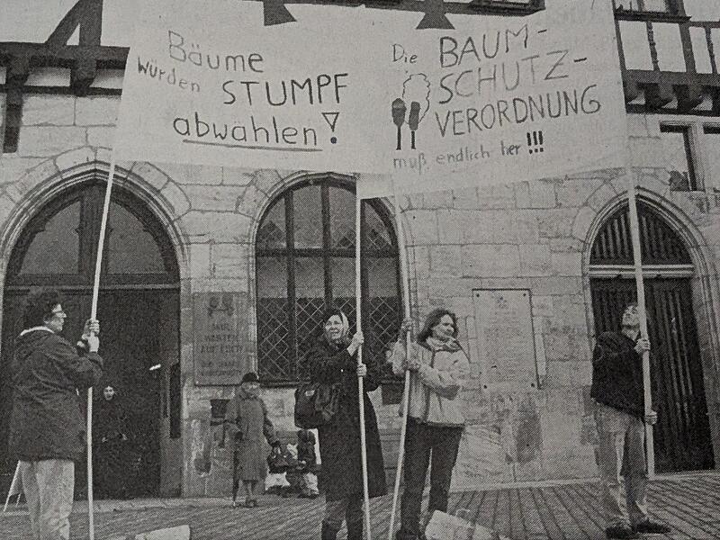 30 Jahre FGL -Pappel-AffäreForchheim & Fränkische Schweiz Nach der Fällung von 50 Pappeln gehen in Forchheim im März 1995 einige Menschen in Forchheim auf die Straße. Der „Urknall", aus dem die Forchheimer Grüne Liste (FGL) entsteht.