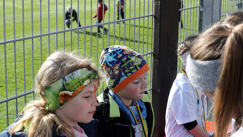 Bei der 22. Auflage des Fr&uuml;hlingslaufs des SV Merkendorf waren etwa 200 Starter dabei.