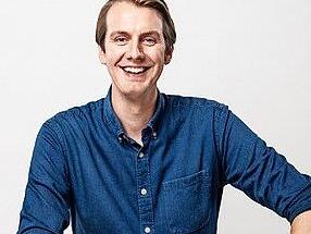 Jonas Greiner befindet sich &bdquo;Auf Augenh&ouml;he&ldquo;.