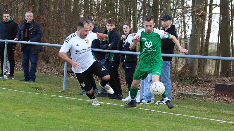Alexander W&ouml;&szlig; &minus; hier auf einem Symboldbild &minus;  und die SG Pinzberg/Gosberg gewannen nach neun Niederlagen in Serie und einem halben Kalenderjahr ohne Punkte endlich wieder.Forchheim & Fr&auml;nkische Schweiz