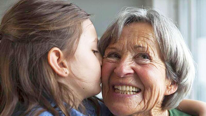 Jung und Alt f&uuml;hlen sich wohl im Landkreis Ha&szlig;berge, am liebsten zusammen.