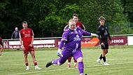 Fabian Dellermann verwandelt sicher zum 3:0 per Foulelfmeter.