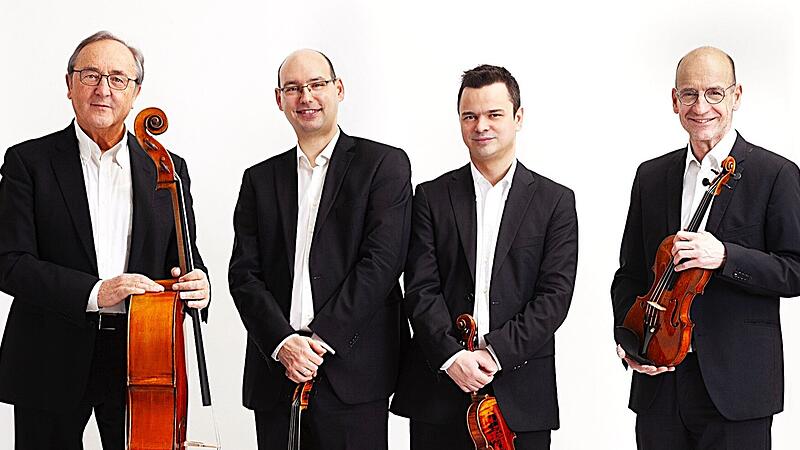 Das Bamberger Streichquartett mit (von links) Karlheinz Busch (Cello), Branko Kabadaić  (Bratsche), Miloš Petrović (Violine) und Andreas Lucke (Violine)