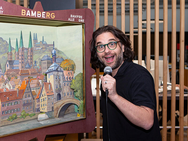 Florian Herrnleben satirischer Rundumschlag zum Jahreswechsel 2025/26