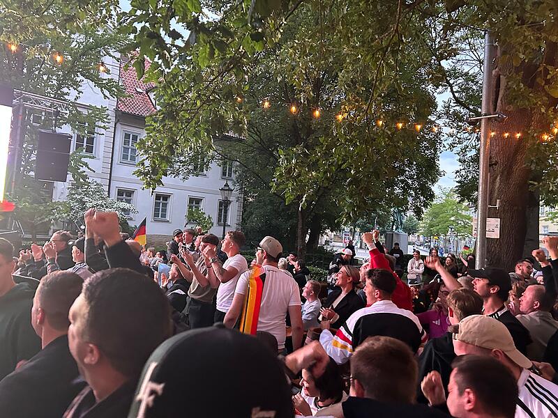 Fußball-EM: Public Viewing in CoburgFußball-EM 2024: So feiert Coburg Fußball-EM: Public Viewing in CoburgFußball-EM 2024: So feiert Coburg