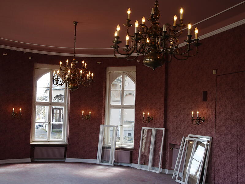Der neu benannte „Sissi“-SaalSchweizerhaus Café Der neu benannte „Sissi“-Saal