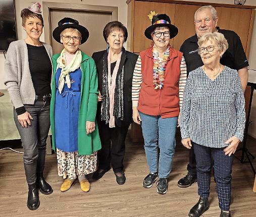 Bürgermeisterin Sigrid Reinfelder, Kunigunda Martin, Anita Schramm, Dagmar Tittnags, Paul Förner und Roswitha Schmitt. Bürgermeisterin Sigrid Reinfelder, Kunigunda Martin, Anita Schramm, Dagmar Tittnags, Paul Förner und Roswitha Schmitt.