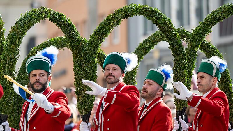 Sch&auml;fflertanz am Marienplatz
