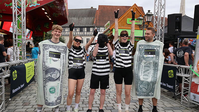 Firmenlauf beim Altstadtfest in KulmbachFirmenlauf beim Altstadtfest in Kulmbach Firmenlauf beim Altstadtfest in Kulmbach