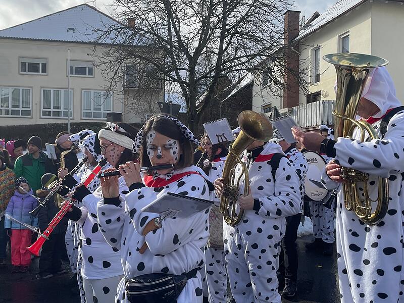 Faschingsumzug StangenrothFaschingsumzug Stangenroth
