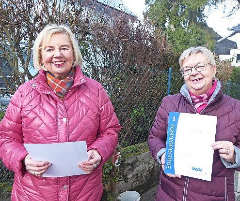 Vorsitzende Inge Baume (l.) und VdK-Mitglied Lydia Schmitt Vorsitzende Inge Baume (l.) und VdK-Mitglied Lydia Schmitt