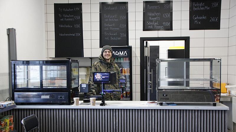 Stefan und Marcel Jugu (Foto) haben ein 24/7-Imbiss am Lager Hammelburg er&ouml;ffnet.