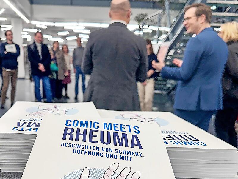 Die Ausstellung „Comic Meets Rheuma“ ist noch bis zum 18. Dezember im Foyer des Internistischen Zentrums zu sehen. Die Ausstellung „Comic Meets Rheuma“ ist noch bis zum 18. Dezember im Foyer des Internistischen Zentrums zu sehen.