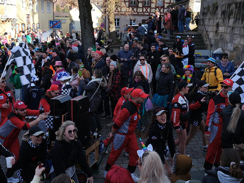 Faschingsumzug Kirchehrenbach 2025Faschingsumzug Kirchehrenbach 2025 Faschingsumzug Kirchehrenbach 2025Faschingsumzug Kirchehrenbach 2025