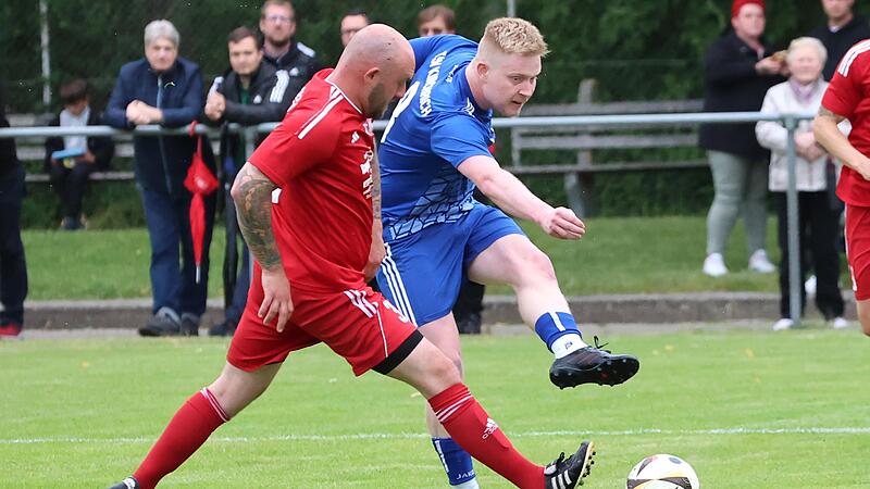 Kirchaichs Leon Schnellbecher  erzielte das 1:0 f&uuml;r den  TSV.