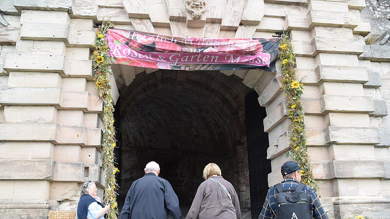 Rosenmesse 2026: Die sch&ouml;nsten Bilder von der Festung RosenbergRosenmesse 2026: Die sch&ouml;nsten Bilder von der Festung Rosenberg
