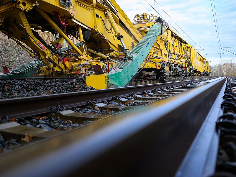Bauarbeiten an der Anhalter Bahn Bauarbeiten an der Anhalter Bahn