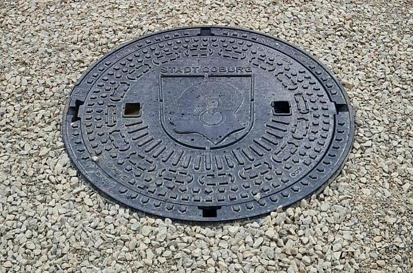 Der Coburger Gullydeckel in Oudenaarde (Belgien). Der Coburger Gullydeckel in Oudenaarde (Belgien).