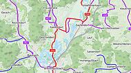 Bei Open Cycle Map wird zwischen nationalen (rot), regionalen (lila) und lokalen (blau) Routen für Radfahrer unterschieden.