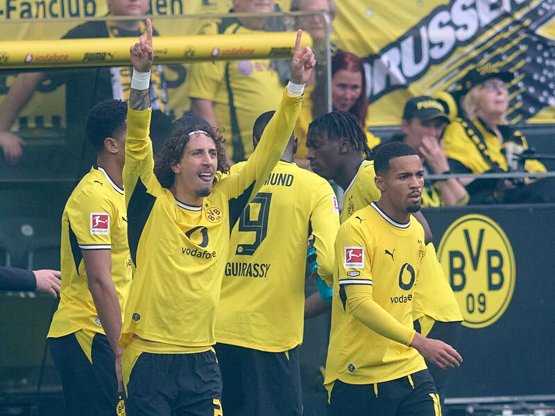 Borussia Dortmund - SC Paderborn 07 Borussia Dortmund - SC Paderborn 07