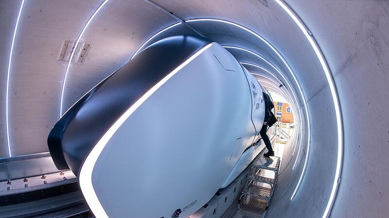 Er&ouml;ffnung der Hyperloop-Teststrecke