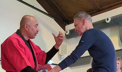 Selbstverteidigungskurs f&uuml;r Seniorinnen und Senioren an der VHS