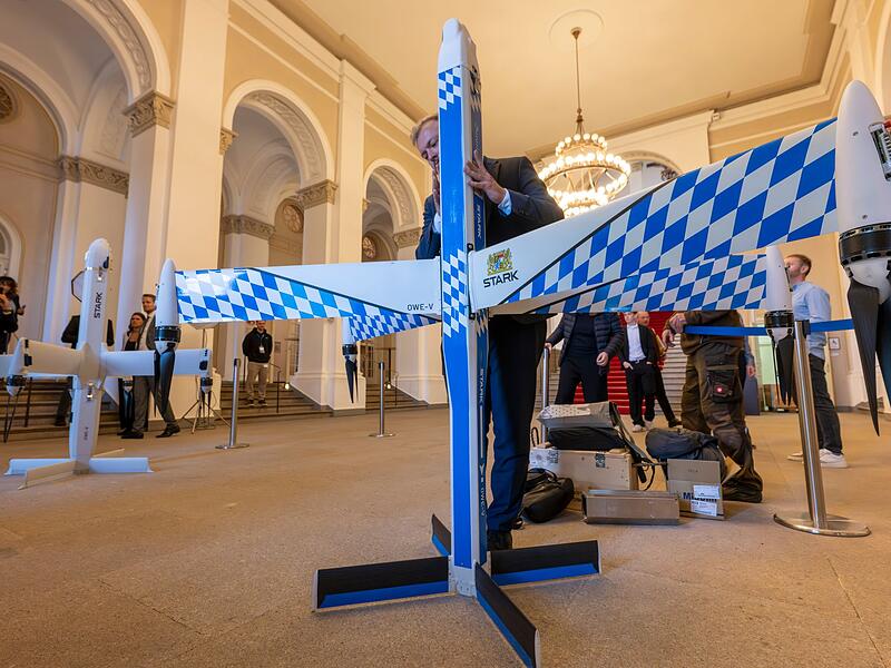 CSU-Fraktion lässt Drohne im Landtag aufbauen