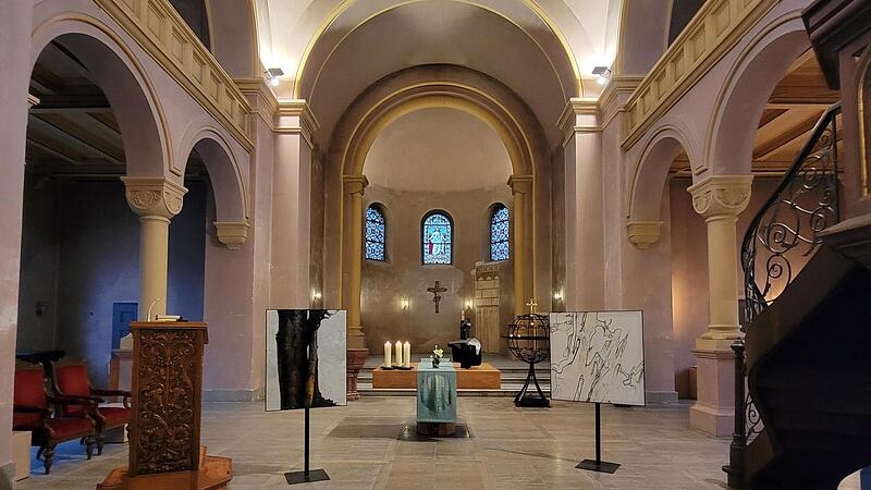 Ausstellung &bdquo;Pensieri e Forme&ldquo; in der  Erl&ouml;serkirche mit Werken von  Carlo Catoni