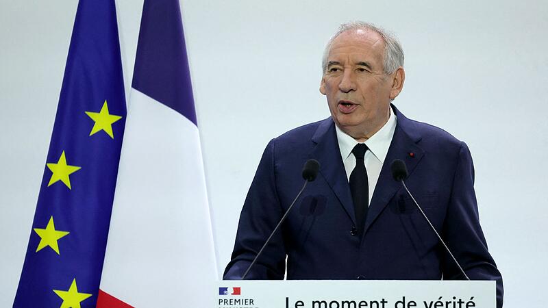 Frankreich droht Regierungssturz - Sorge um Schulden wächst