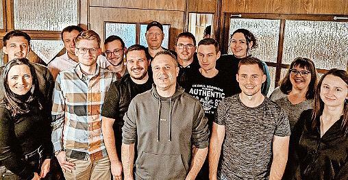 V.l.: Miriam Weber, Johannes Thiem, Fabian Thiem-G&ouml;tz, Alexander Hofmann, Mario Polster, Elias Rogner, Sebastian Polster, Stefan Lodes, Klaus Thiem, Moritz Berner, Laura Bulikewitz, Christian Schlesinger, Claudia Thiem, Sophia Polster.