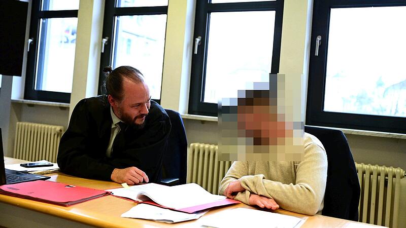 Rechtsanwalt Christian Barthelmes aus Bamberg und der Angeklagte