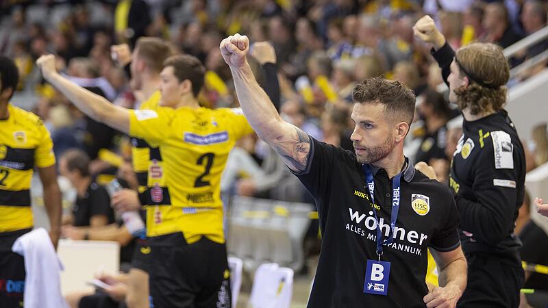 Coburgs Trainer Brian Ankersen hatte vor allem dank Torwart Jan Kulhanek in Dormagen jubeln.