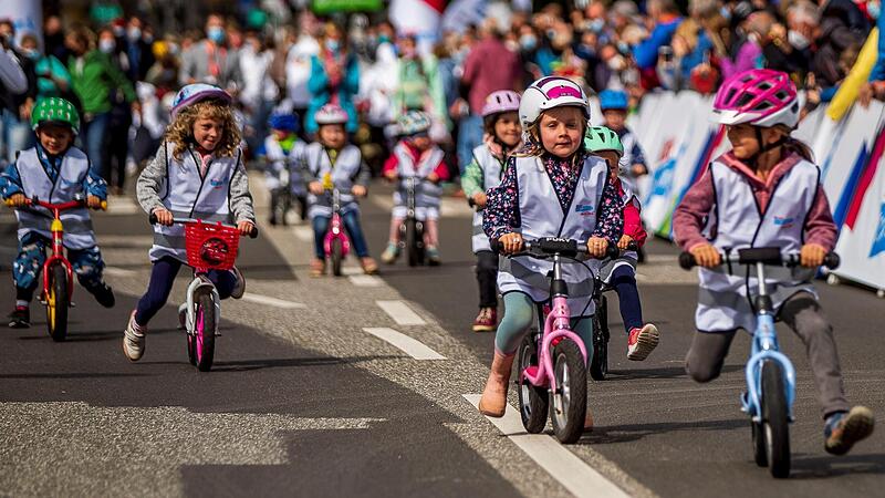 Spiel und Spa&szlig; verspricht das Laufradrennen am Erlanger Schlossplatz Ende Mai.